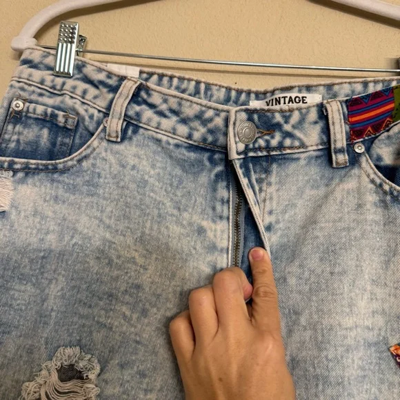 Almost Famous Vintage Jeans Size 15 Acid Wash Patch Distressed Destroyed Flare - Picture 6 of 16